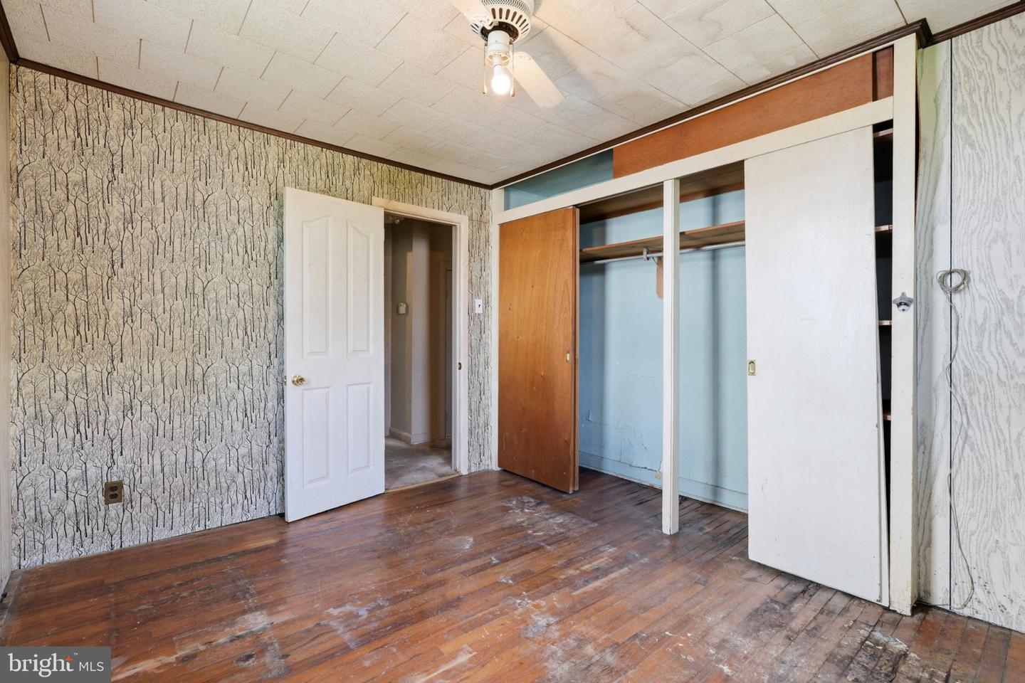 56 Benson Ave Property Photo 18