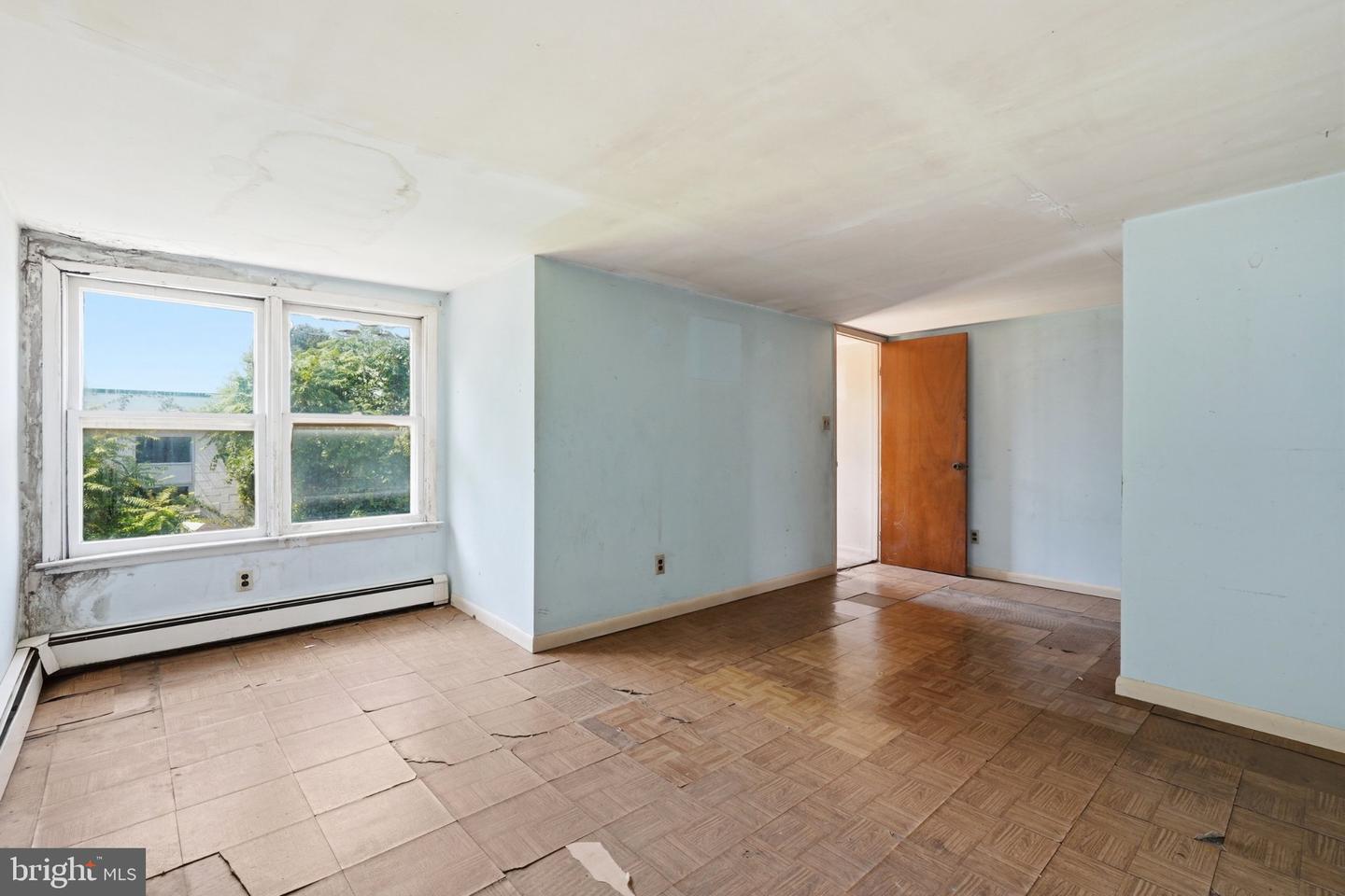 56 Benson Ave Property Photo 20