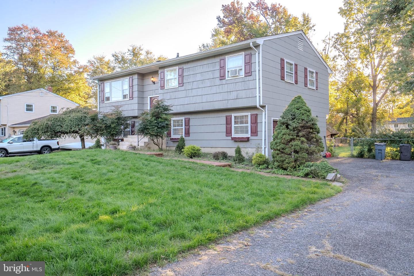 9 Oak Branch Rd Property Photo 4