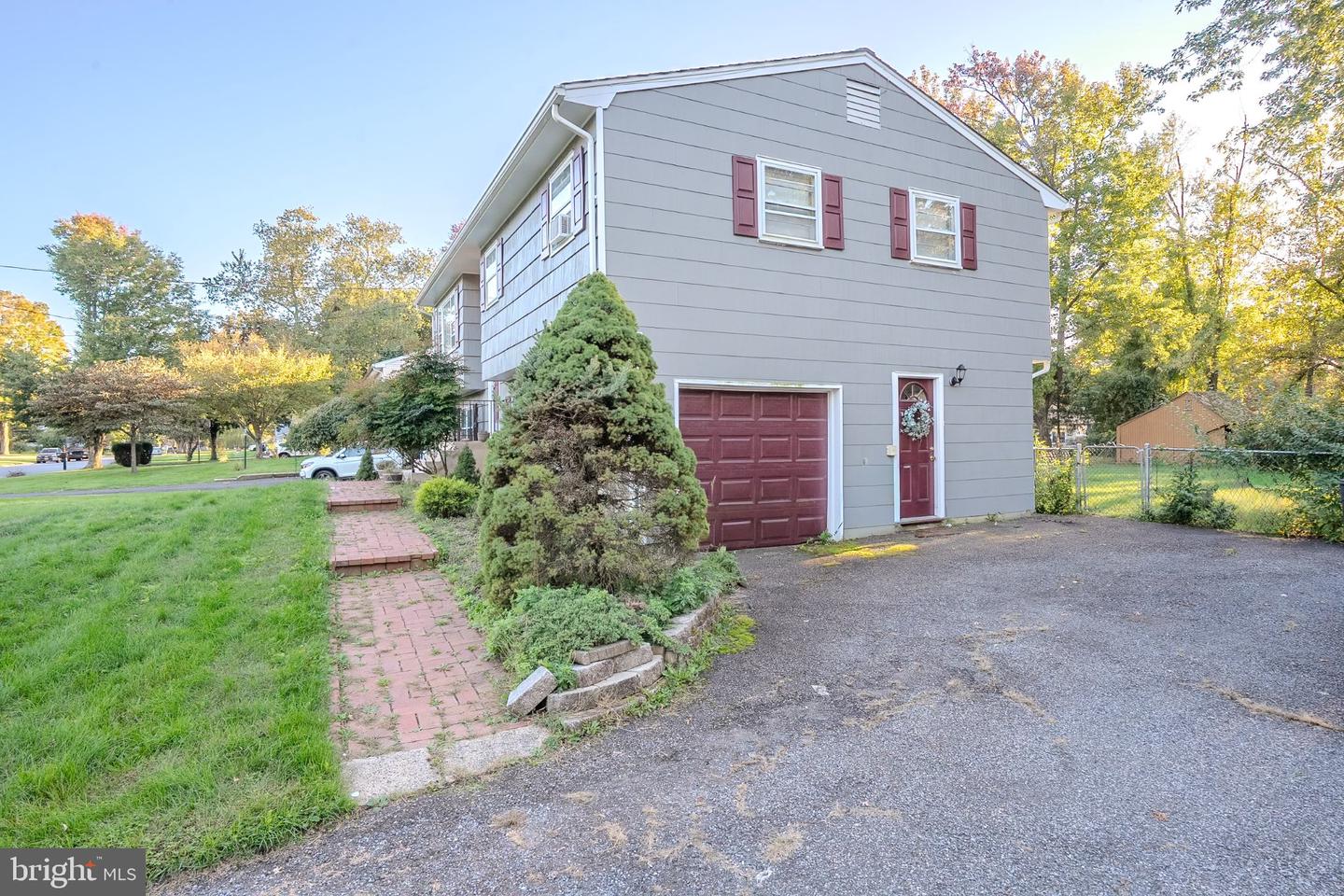 9 Oak Branch Rd Property Photo 5