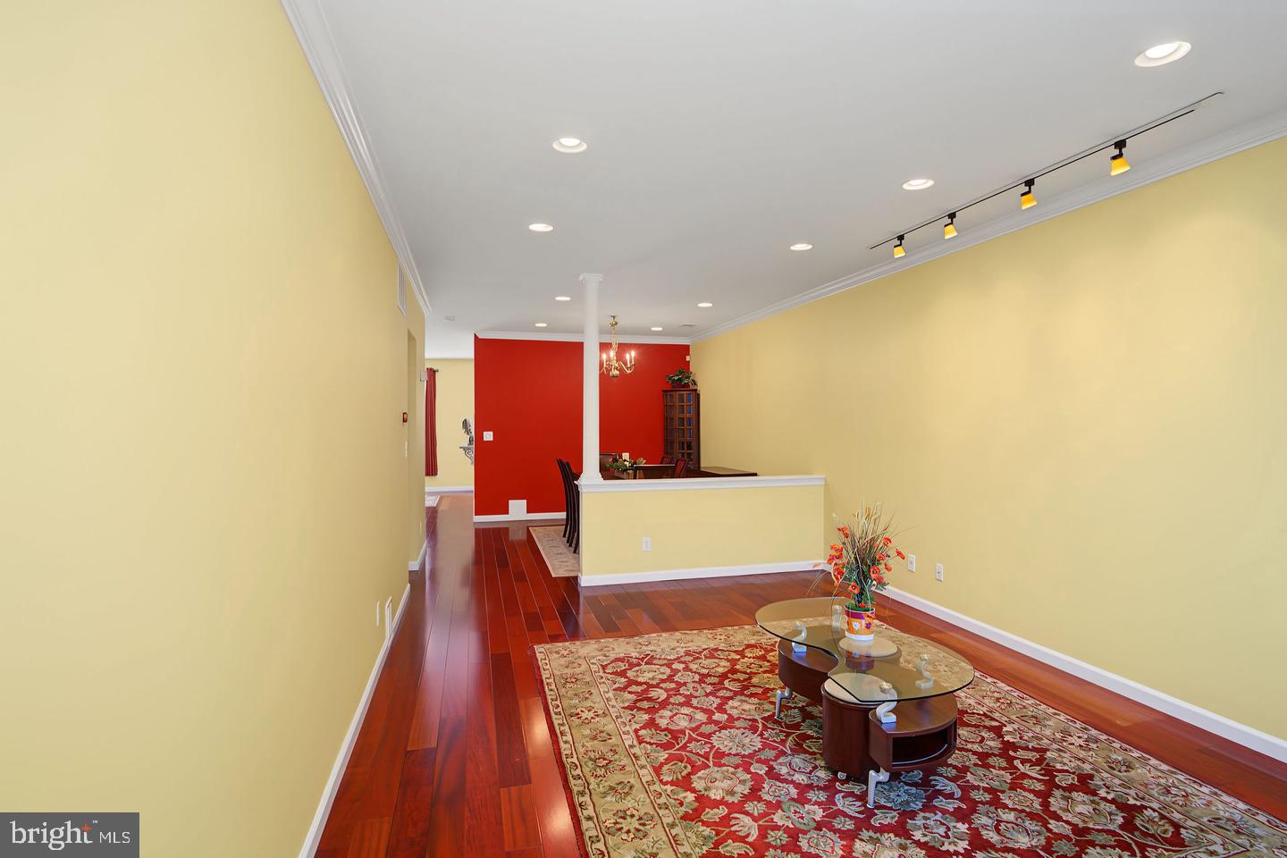 51 York Rd Property Photo 9