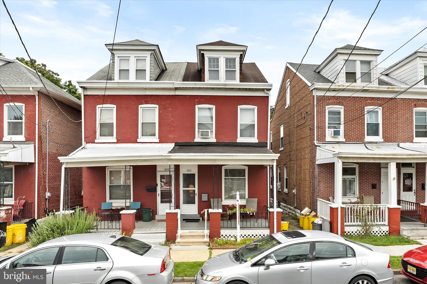 1610 Genesee St Property Photo 1