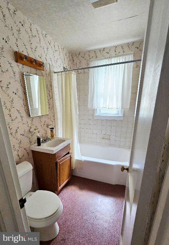 19 Dorann Ave Property Photo 13
