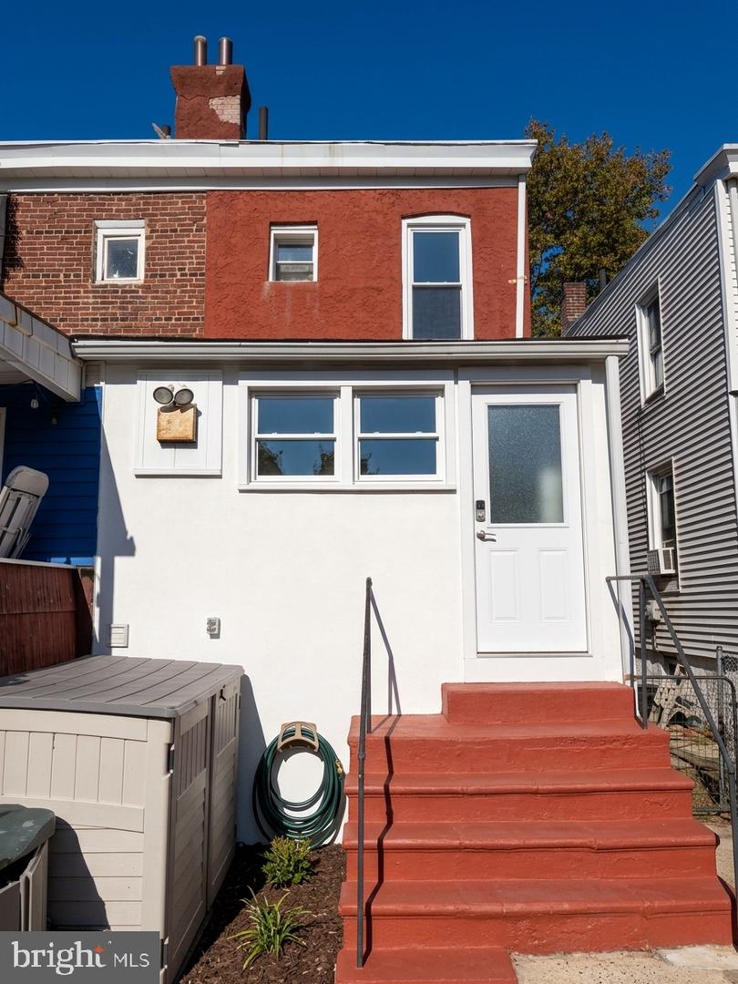 103 Dayton St Property Photo 2