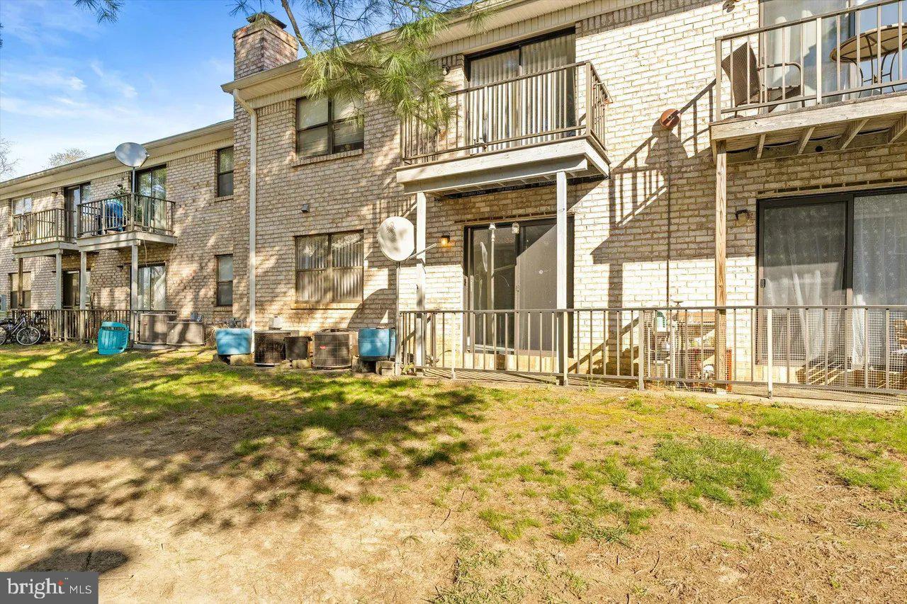 1614 Silver Ct Property Photo 11