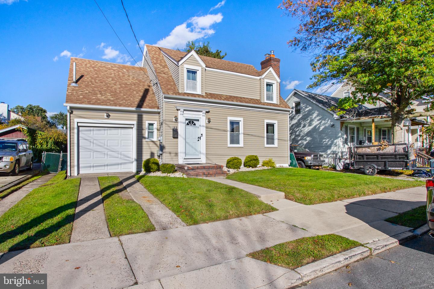 122 HUFF AVE Property Photo 1