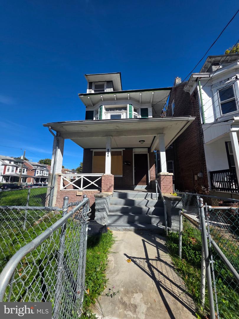 846 Stuyvesant Ave Property Photo 6