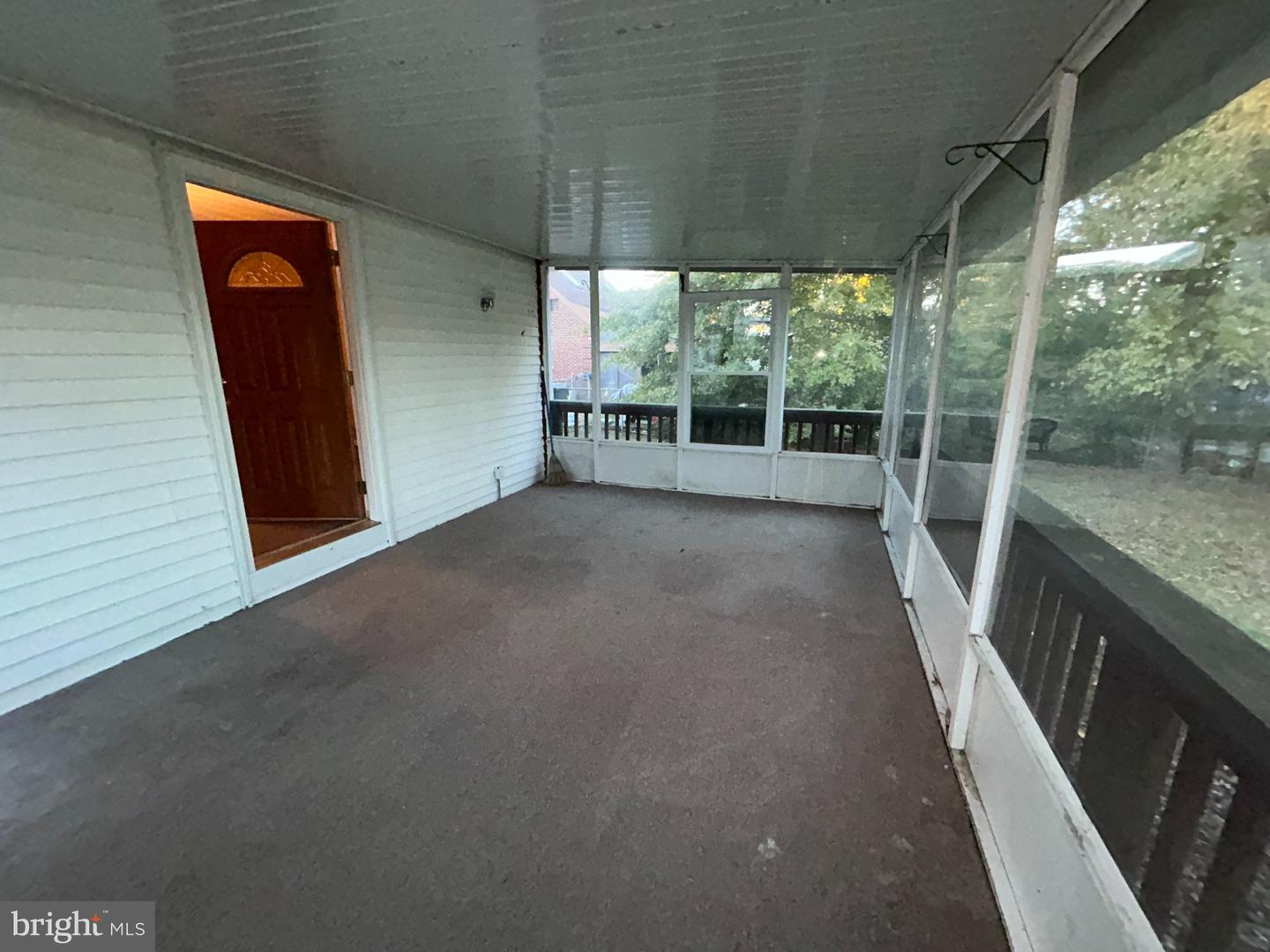 127 Hawthorne Ave Property Photo 14