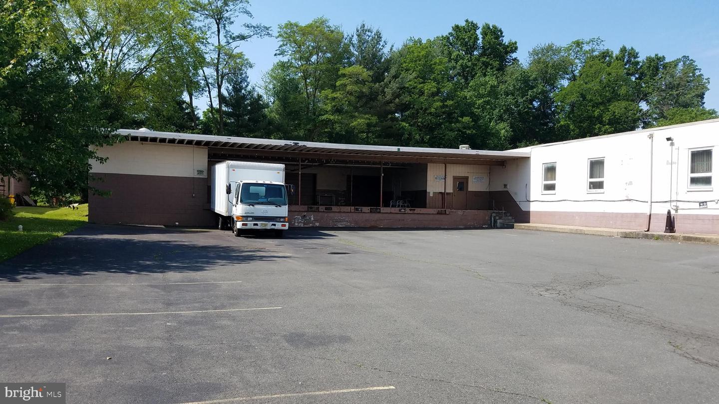 1515 Parkway Ave Property Photo