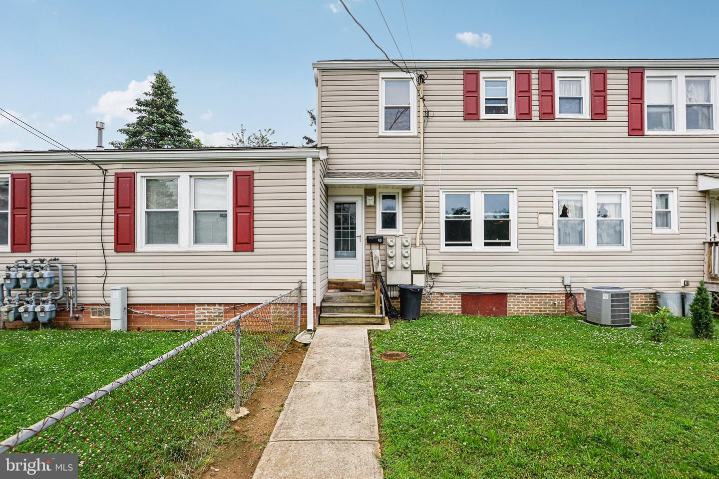 40 Barker Ave Property Photo 1