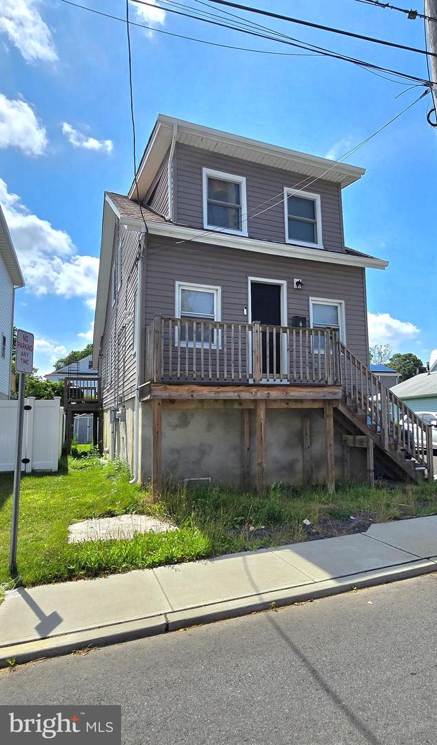 7 WOODSIDE AVE