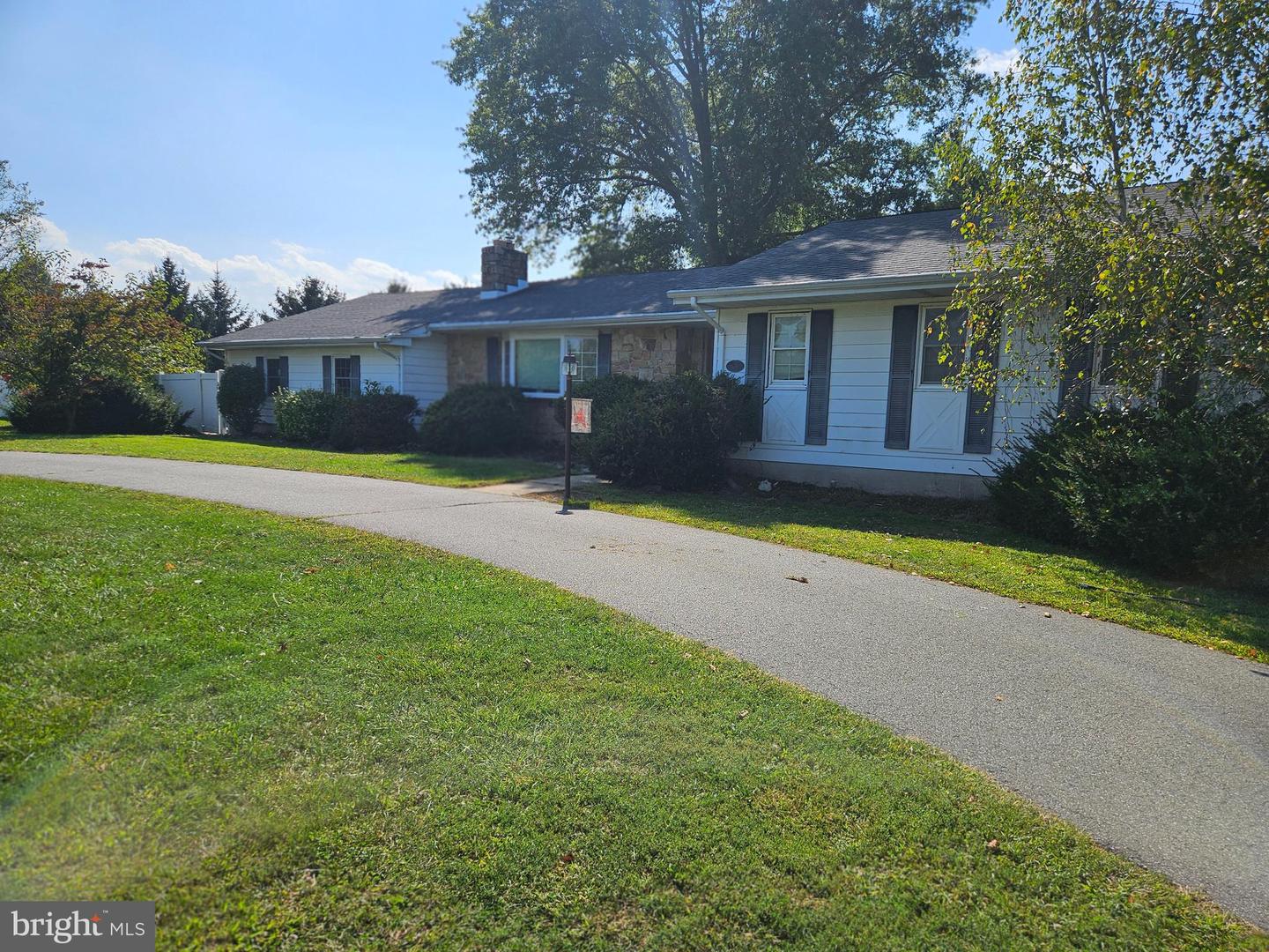 156 Ellisdale Rd Property Photo 1