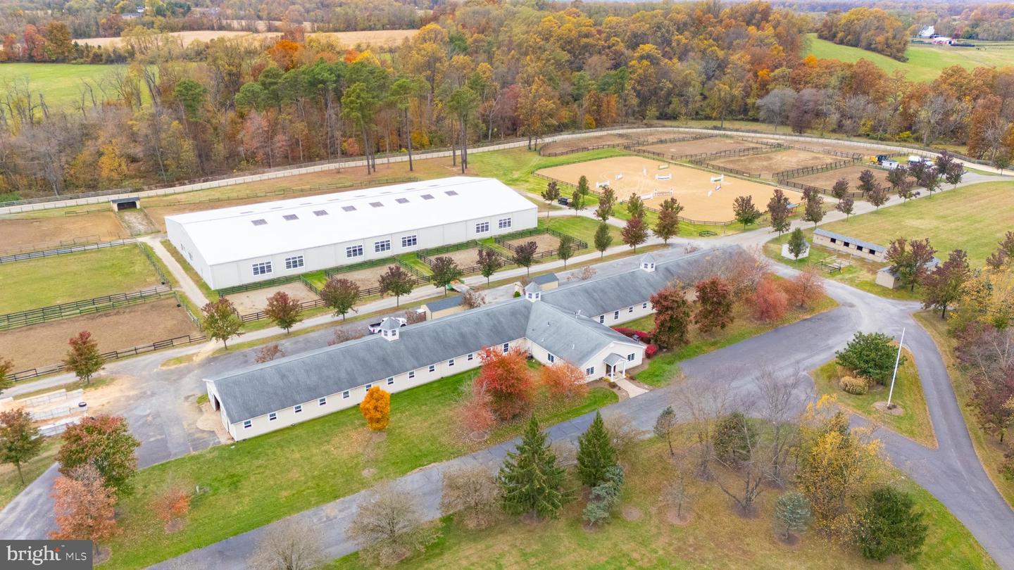 52 Hill Rd Property Photo 1