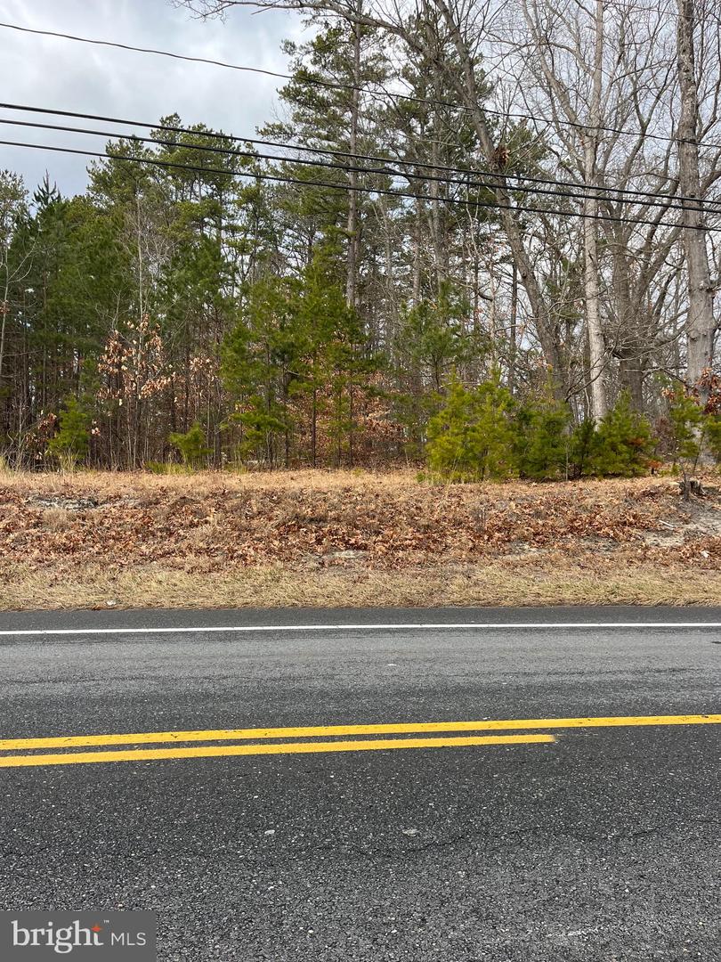 L:24 01 Route 537 Property Photo 5