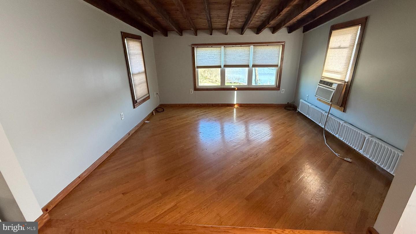 43 S Main St Property Photo 17