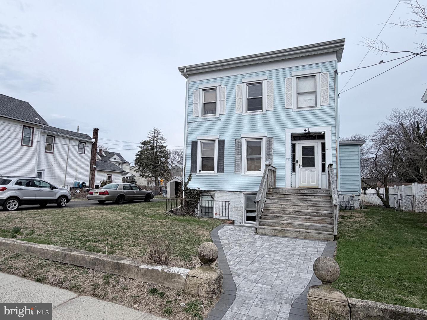41 Atlantic St Property Photo 1