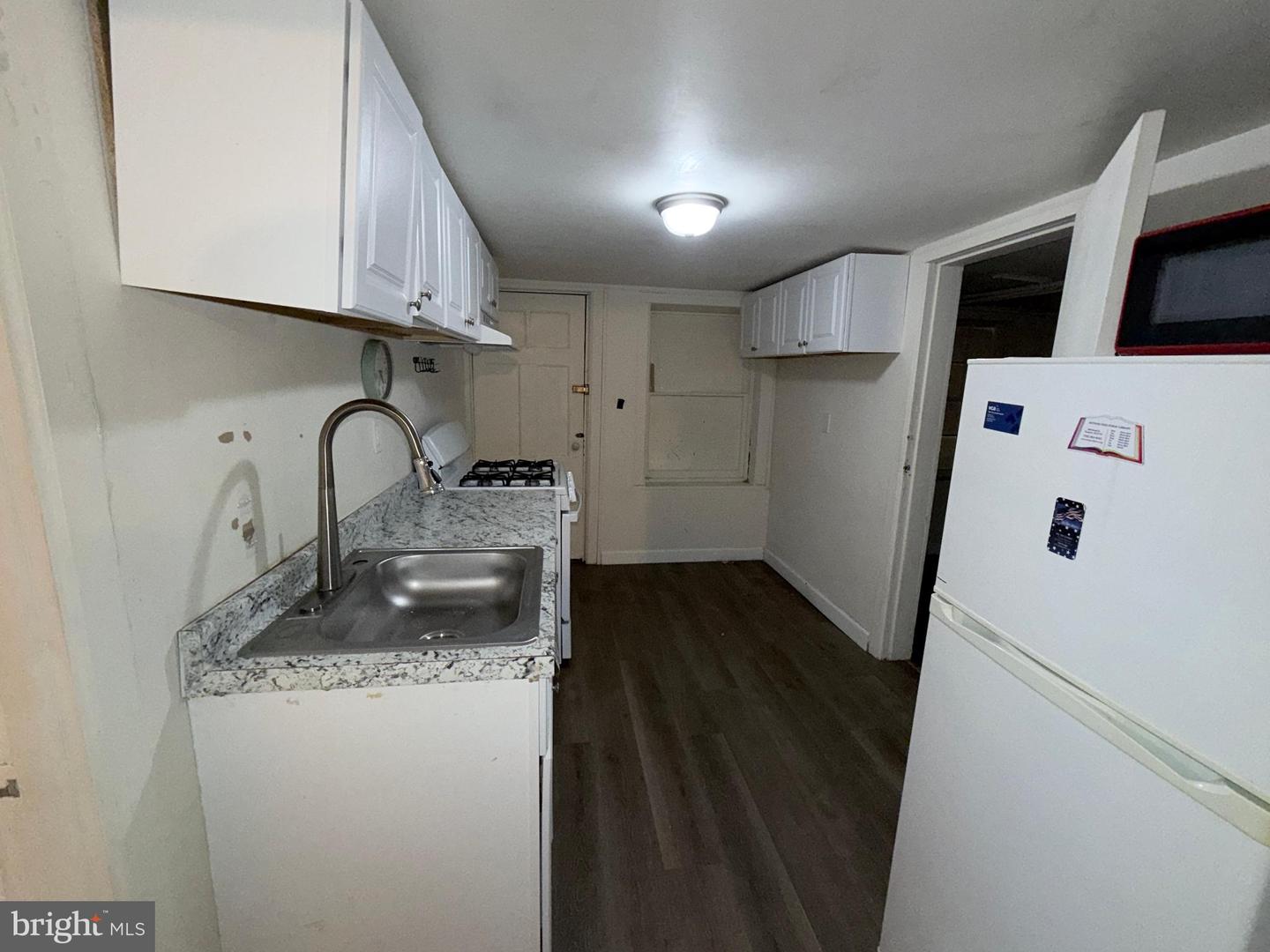 41 Atlantic St Property Photo 24