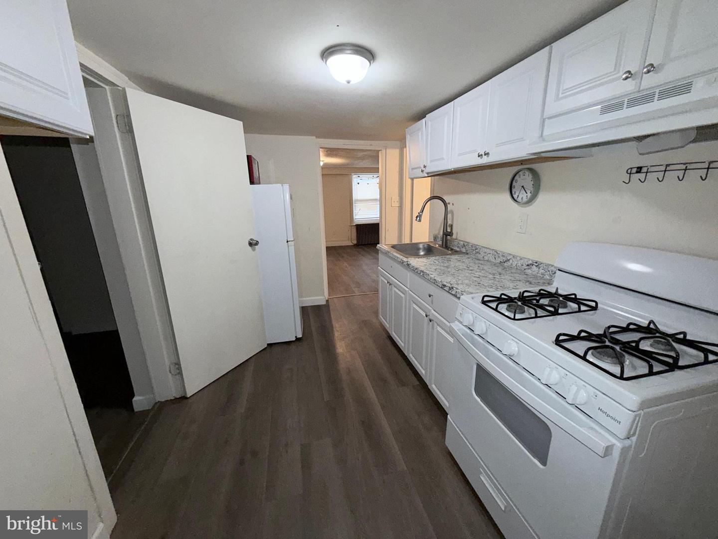 41 Atlantic St Property Photo 25