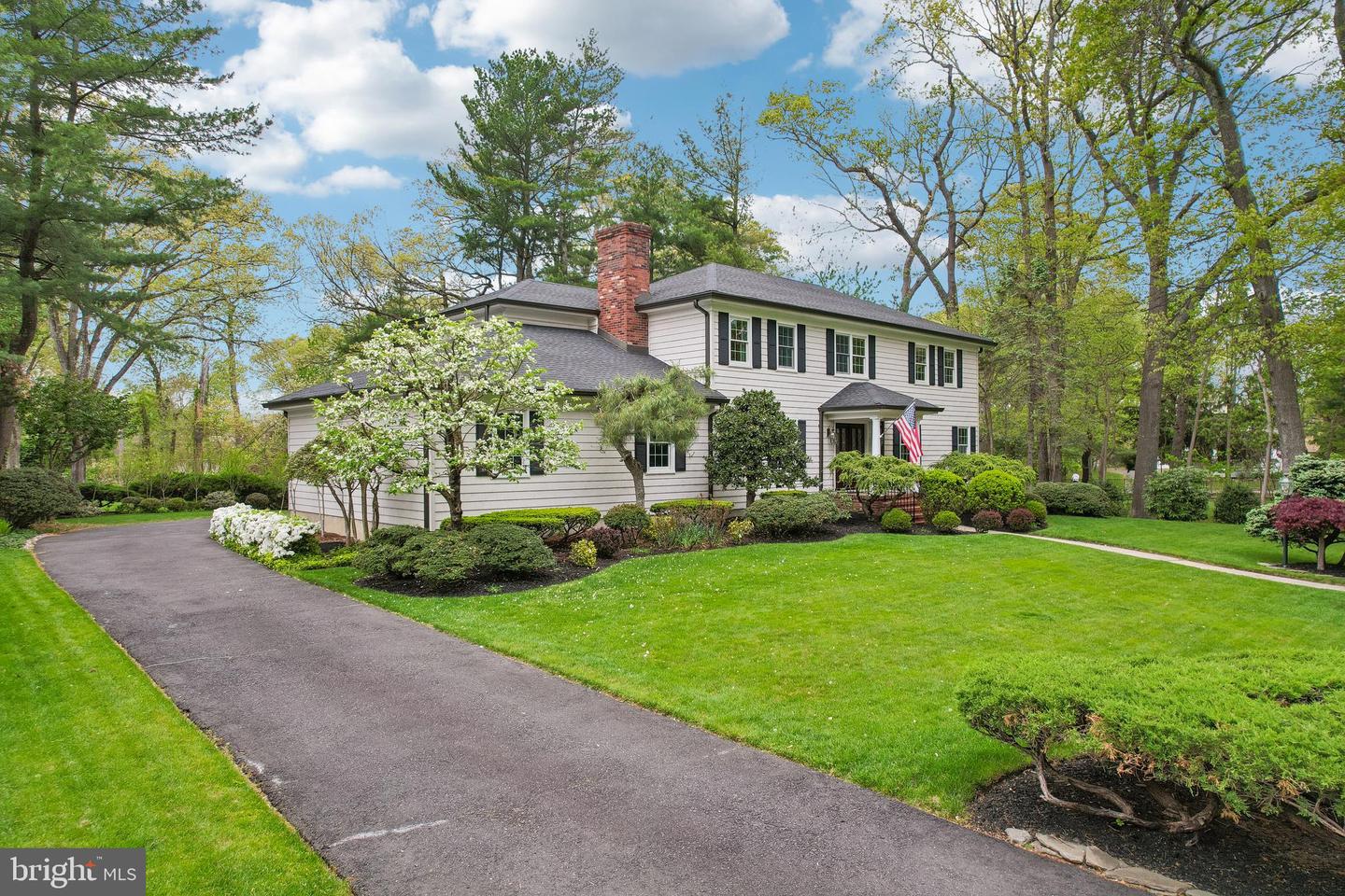 523 Bowne Rd Property Photo 4