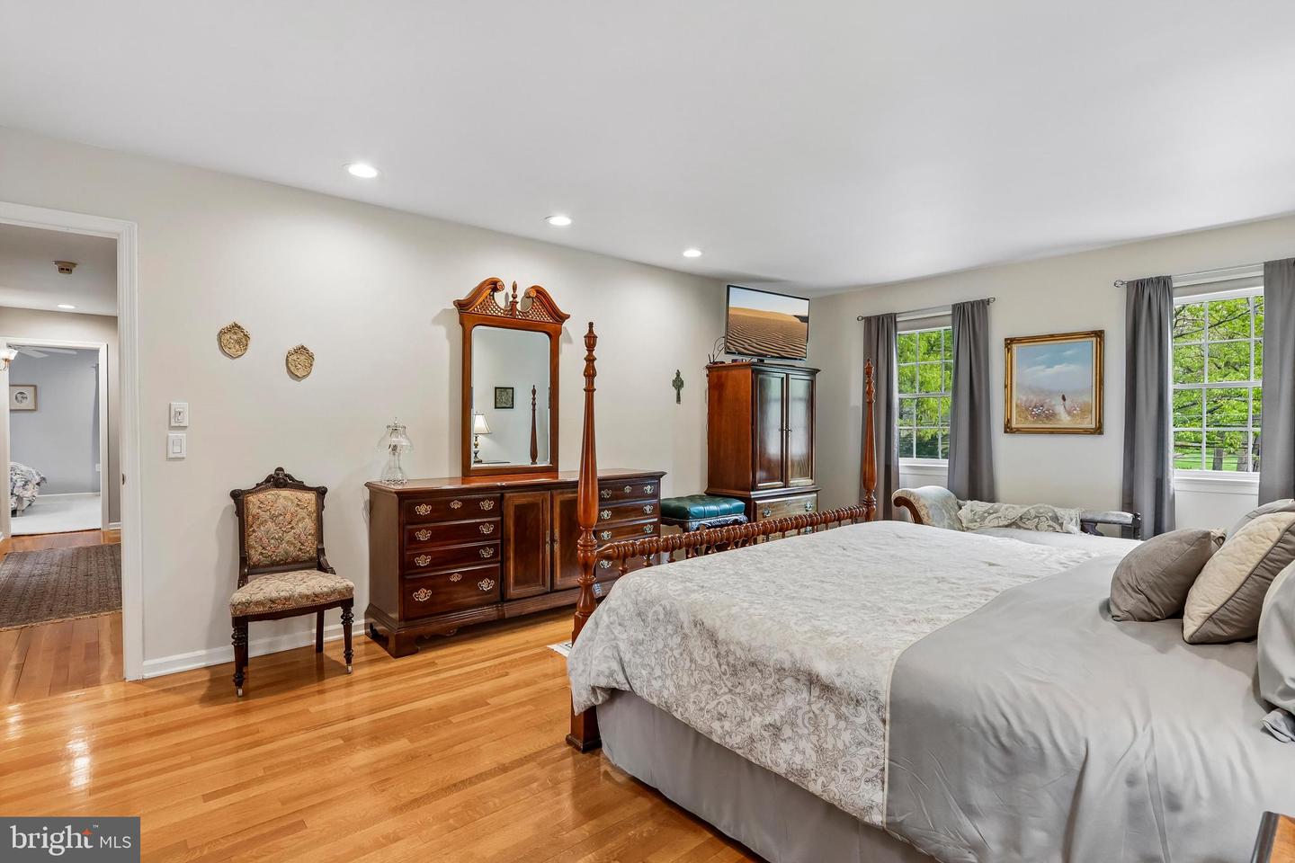 523 Bowne Rd Property Photo 44