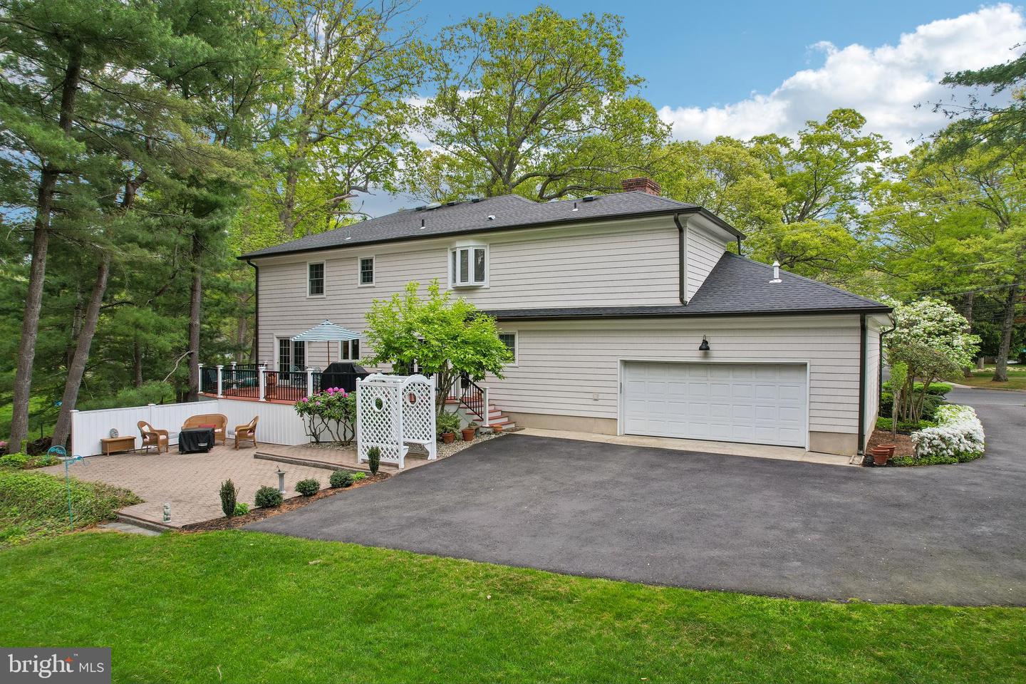 523 Bowne Rd Property Photo 59