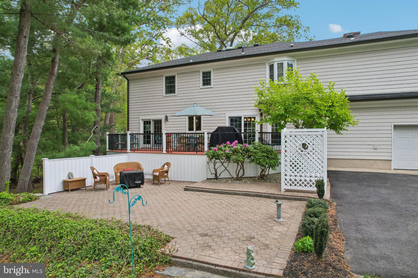 523 Bowne Rd Property Photo 60