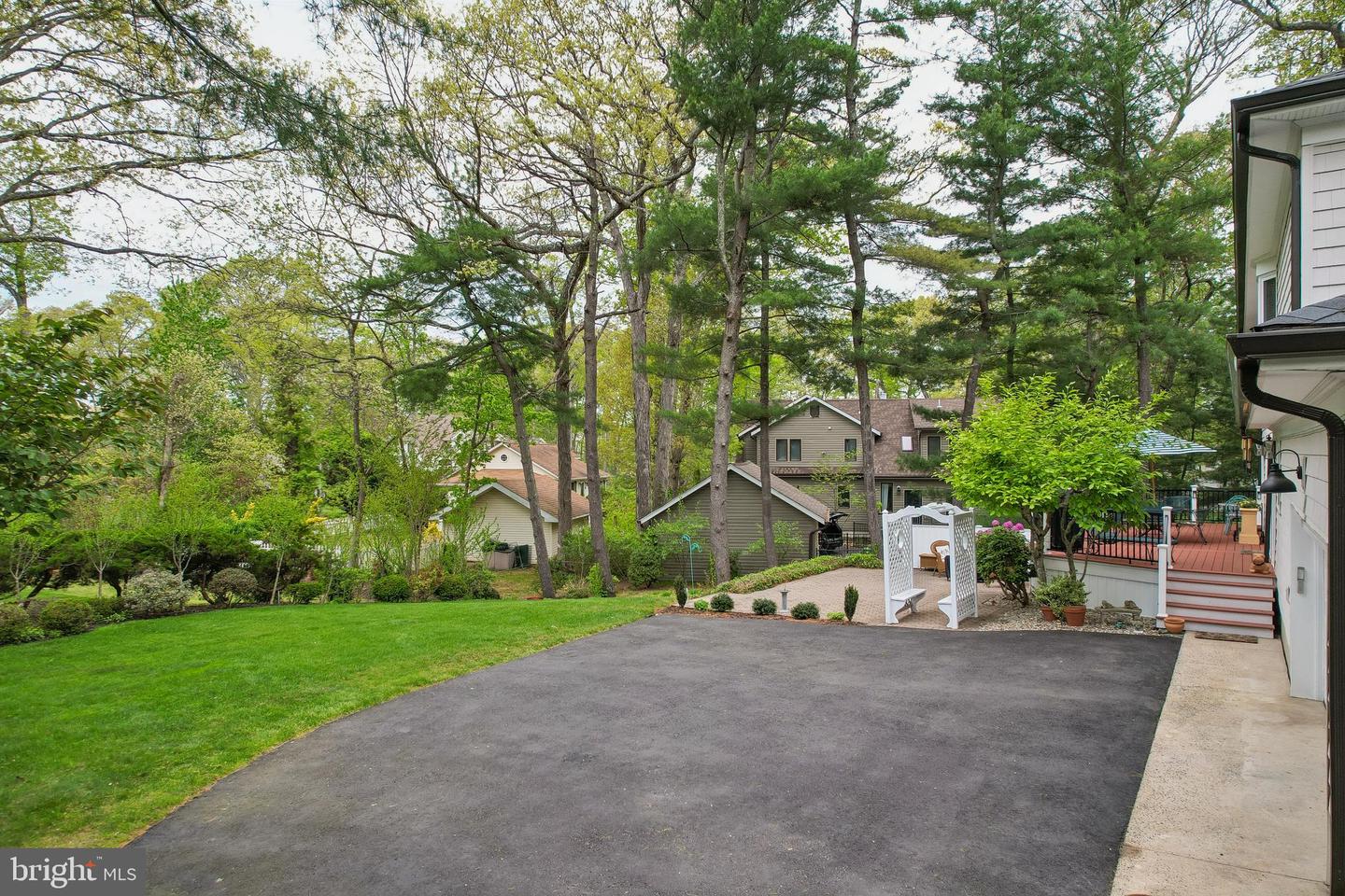 523 Bowne Rd Property Photo 64