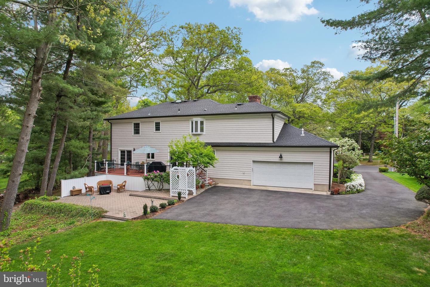 523 Bowne Rd Property Photo 74