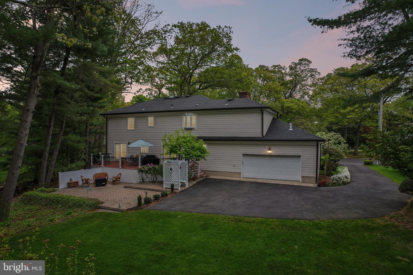 523 Bowne Rd Property Photo 75