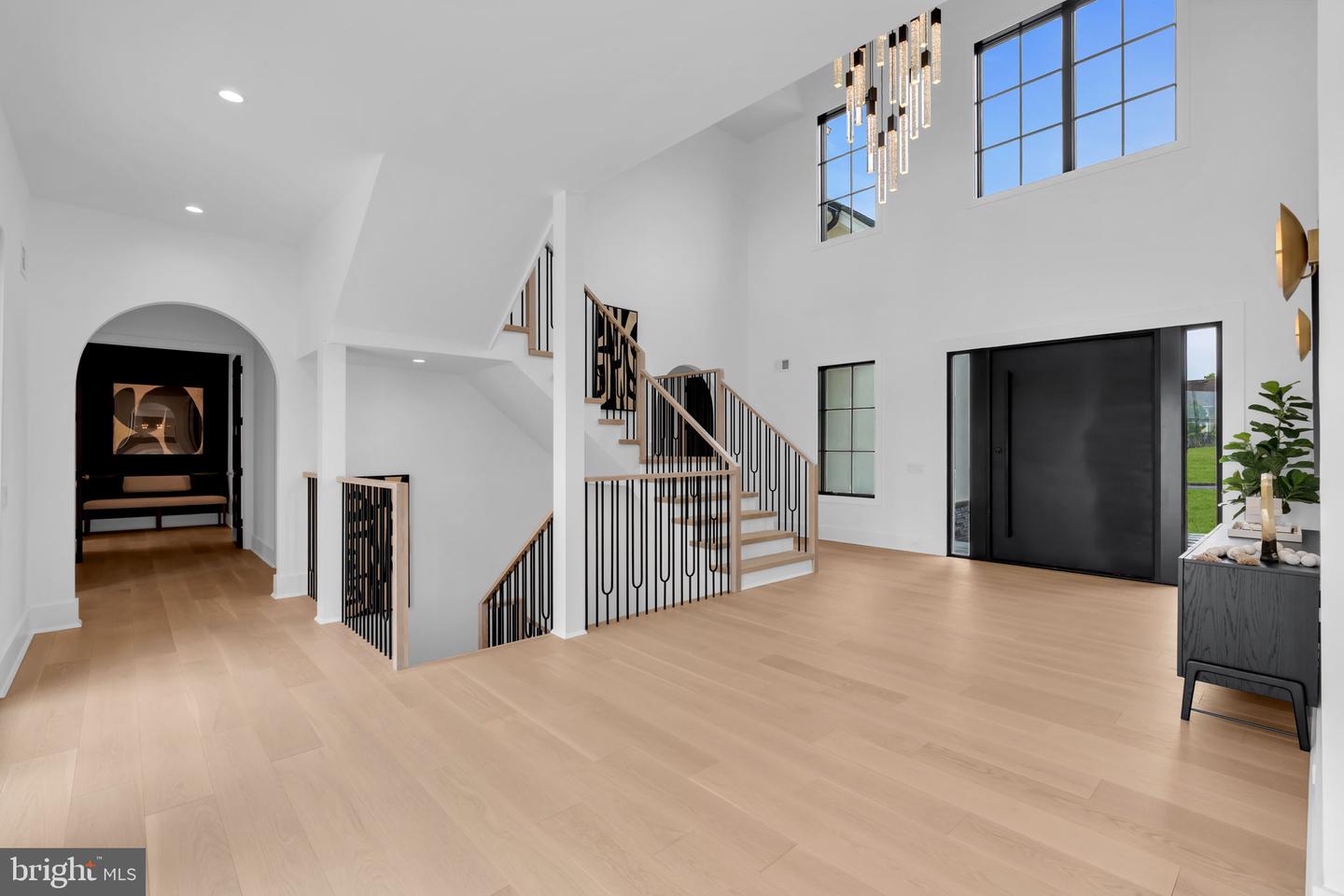 2130 Shadow Ln Property Photo 12