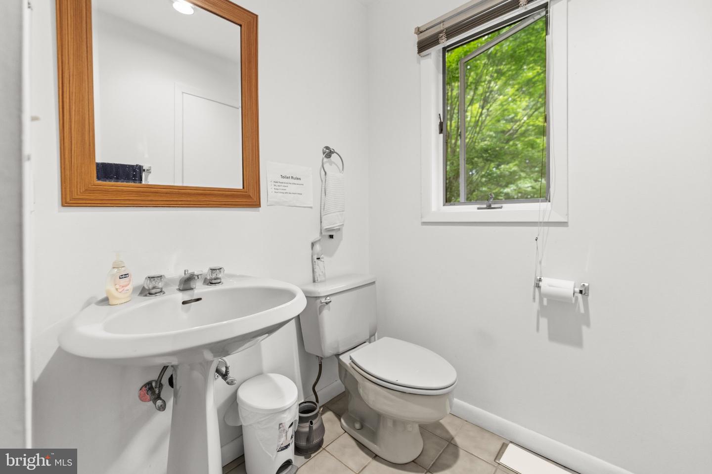 481 E Freehold Rd Property Photo 26