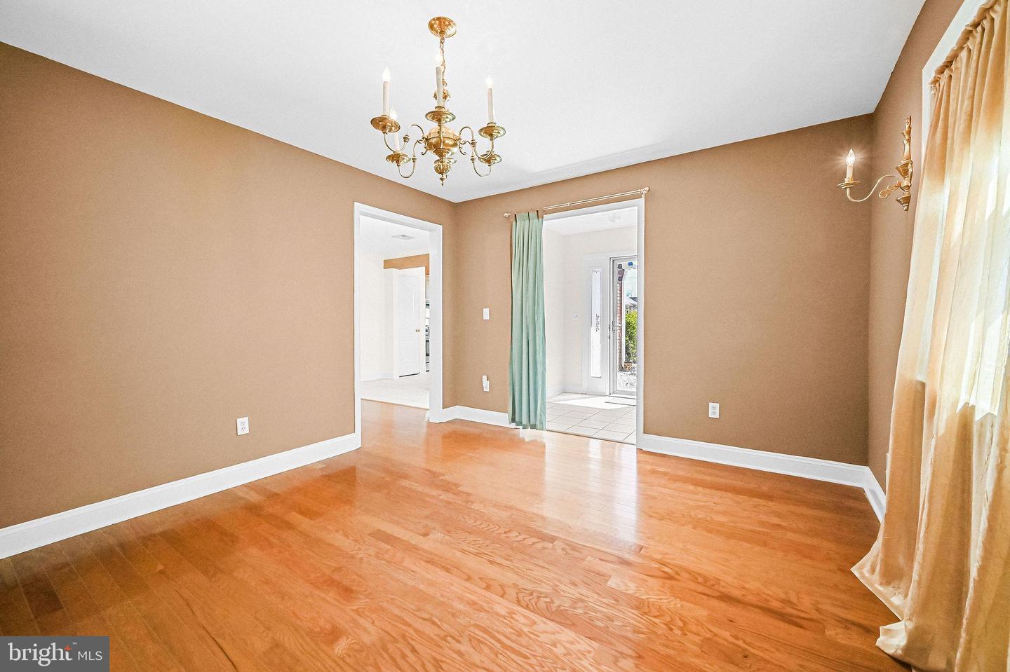 106 Chingarora Ave Property Photo 6