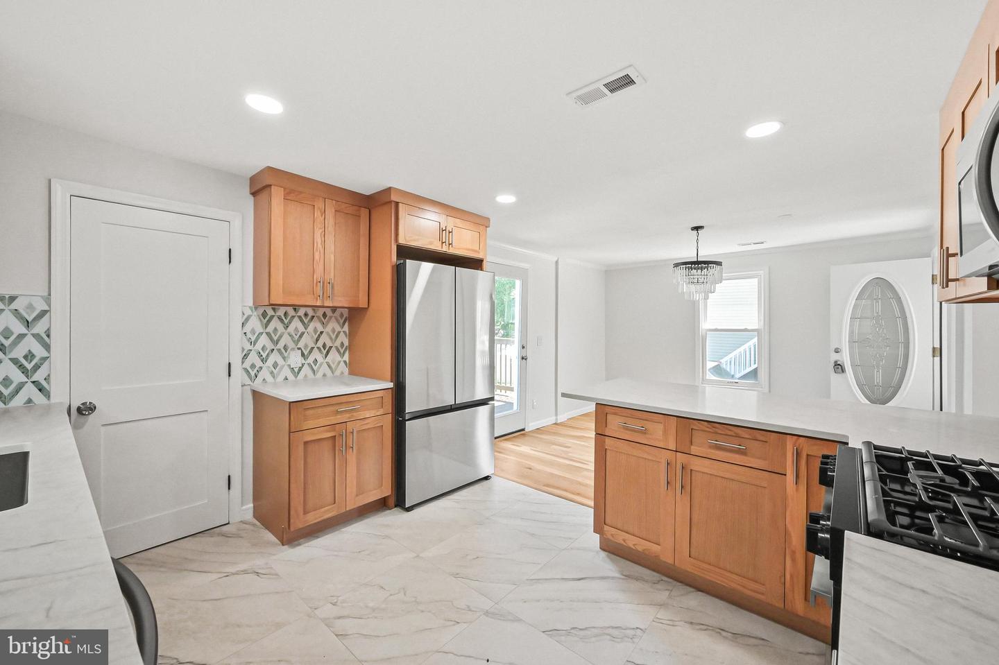 293 First St Property Photo 18
