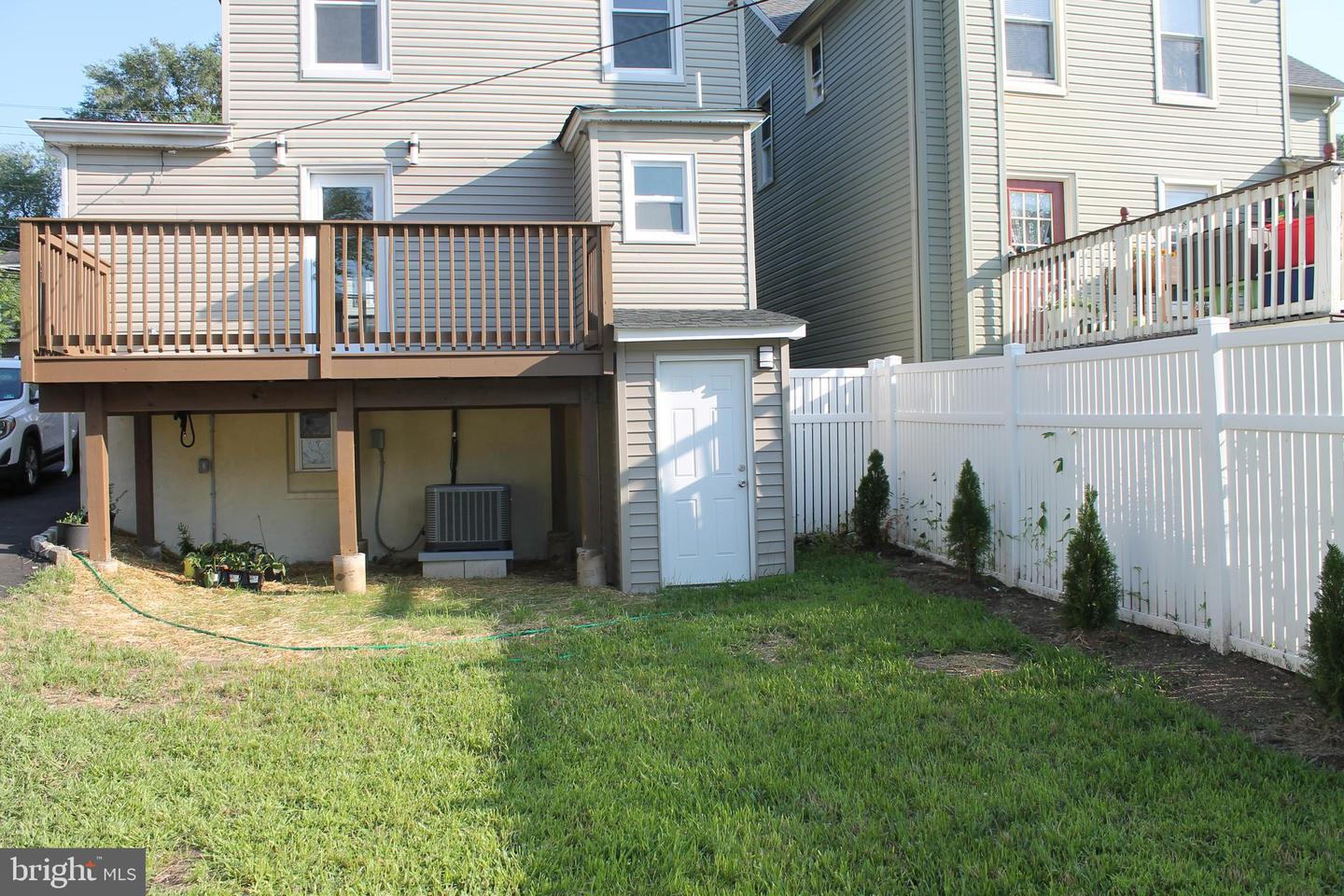293 First St Property Photo 25