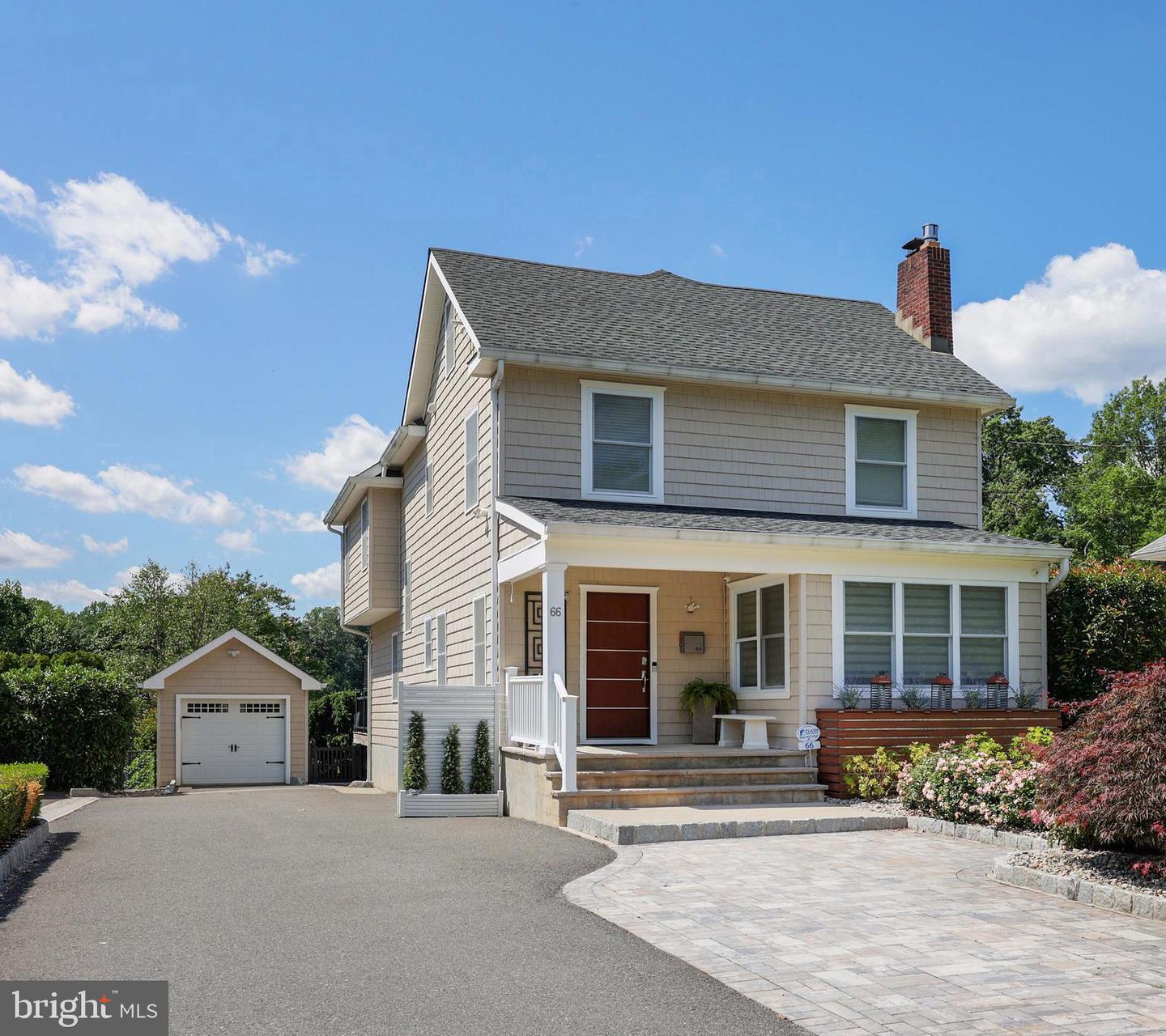 66 Wyckoff St Property Photo 21