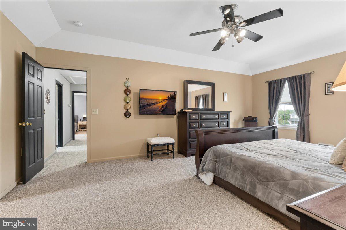 5 Hartnett Way Property Photo 33