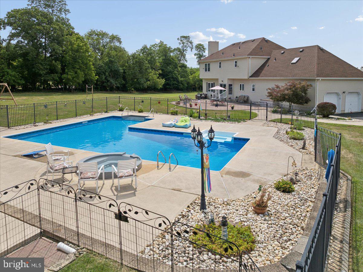 5 Hartnett Way Property Photo 54