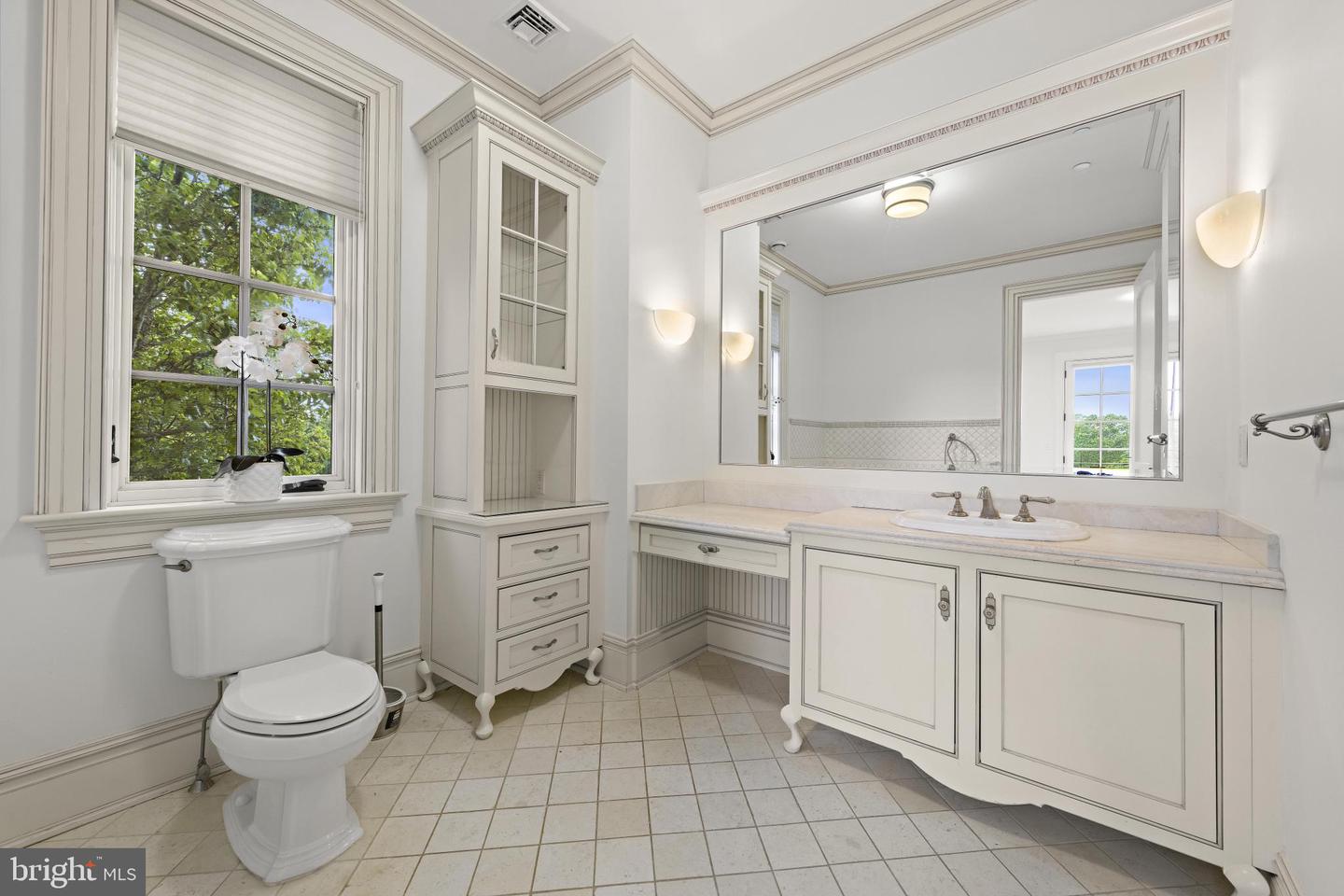 88 Montrose Rd Property Photo 36