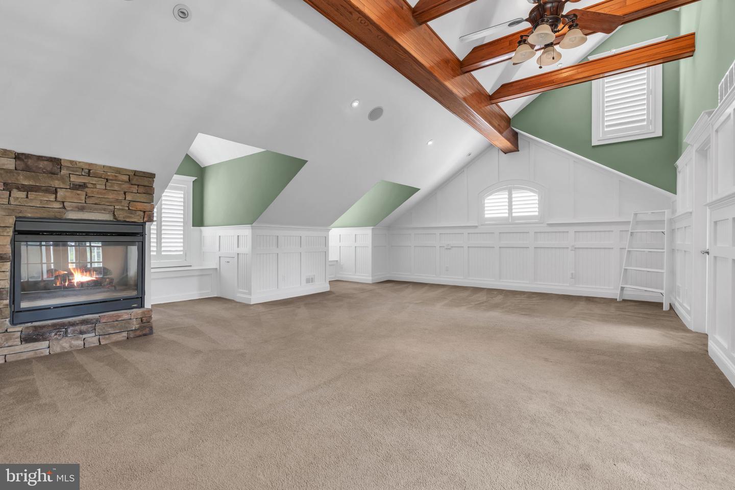 83 Daum Road Property Photo 37