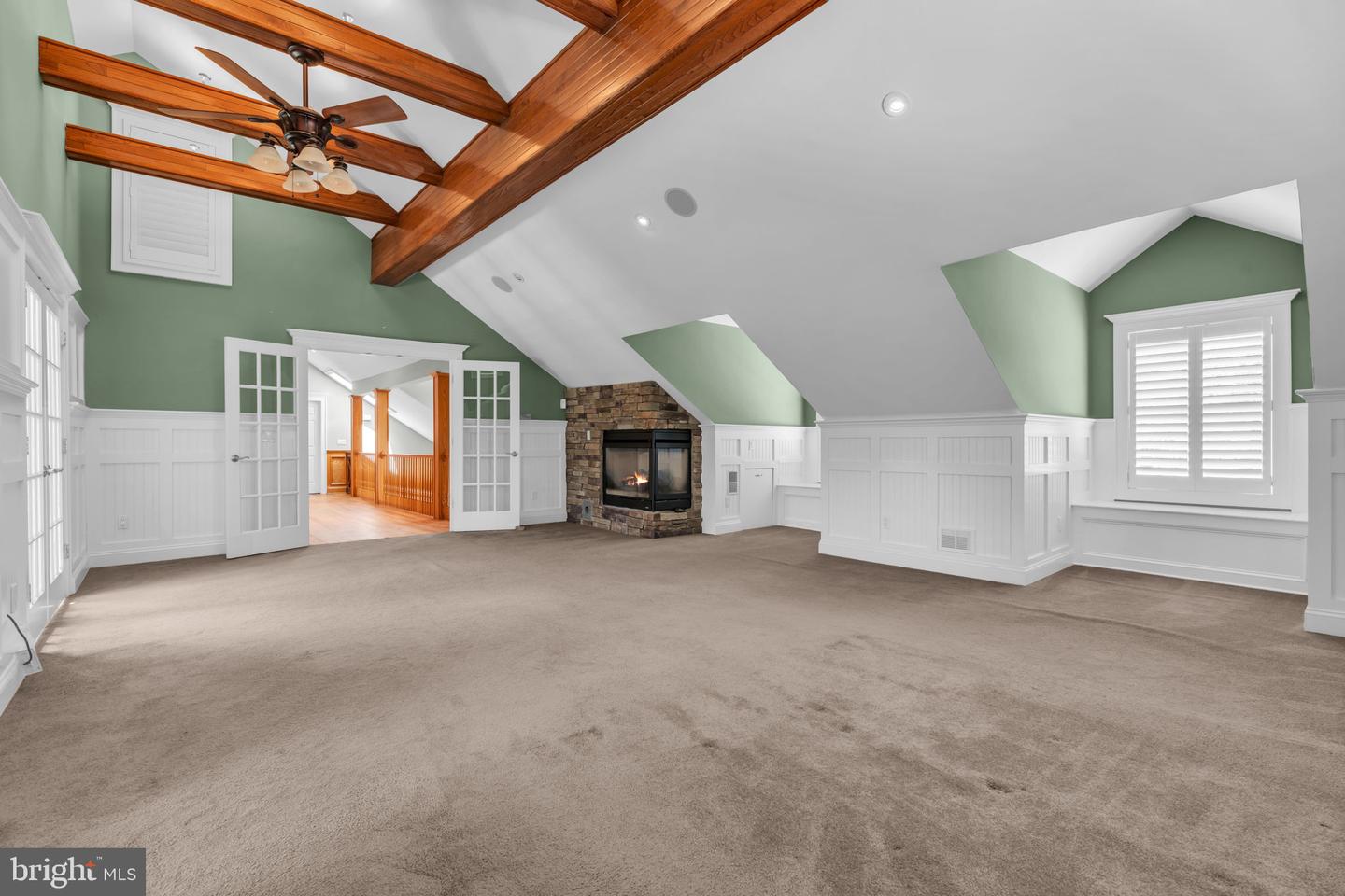 83 Daum Road Property Photo 38