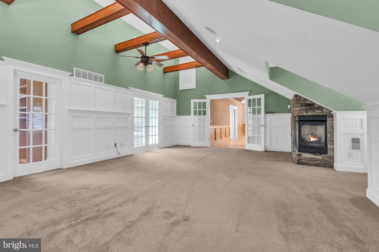 83 Daum Road Property Photo 39