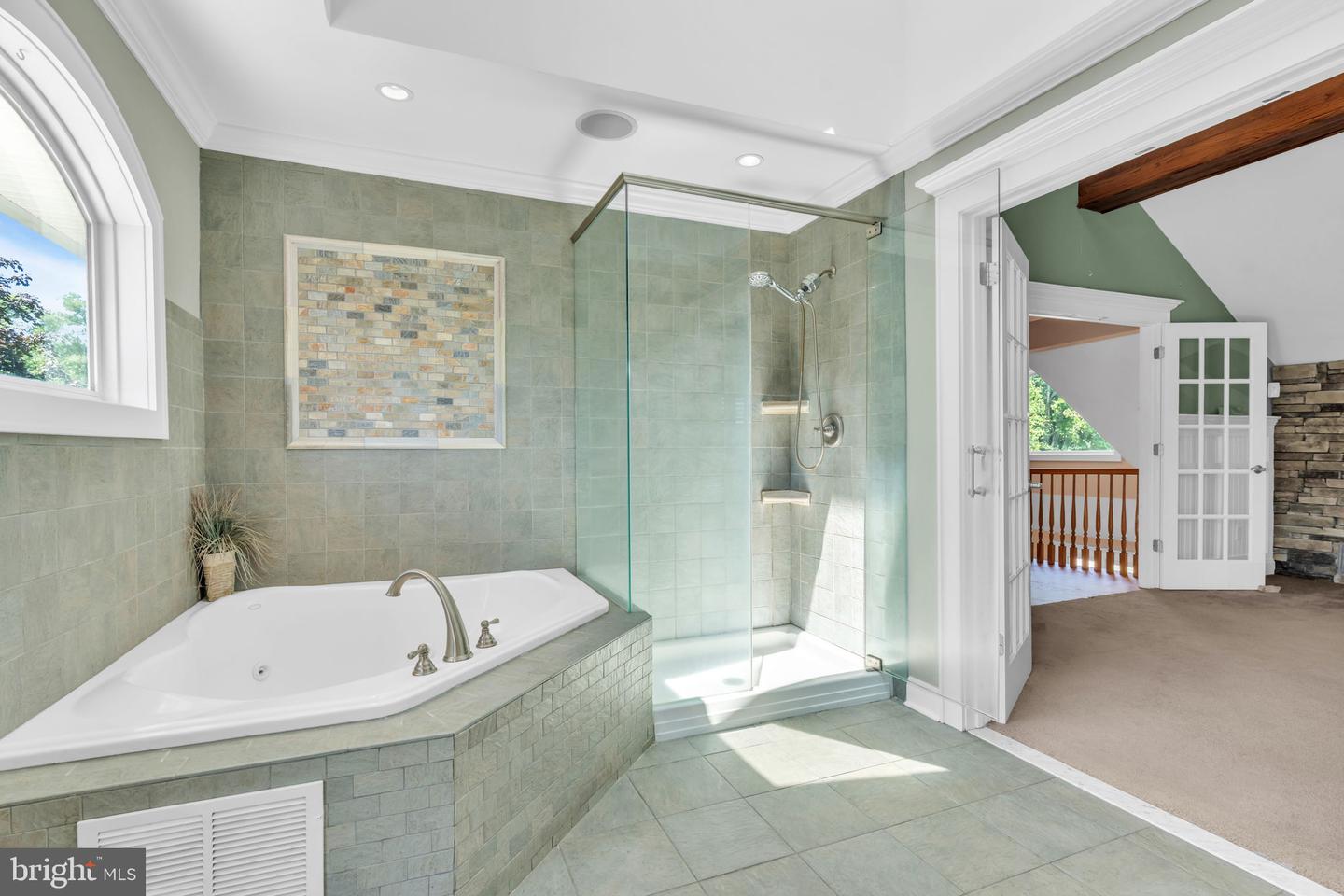 83 Daum Road Property Photo 41
