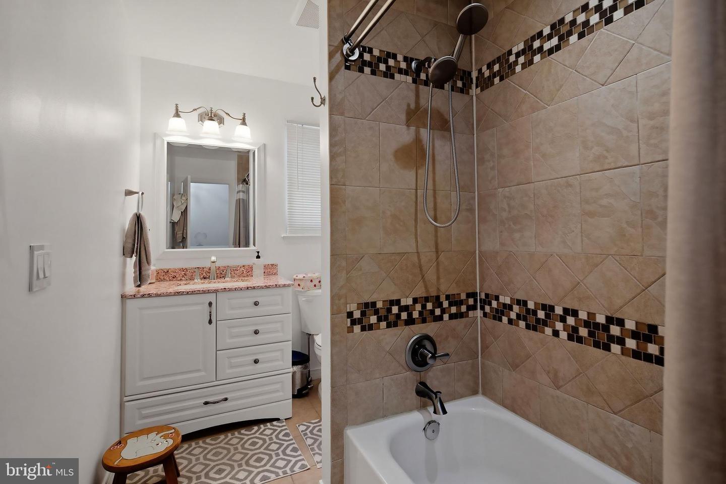 34 Bronia Street Property Photo 21