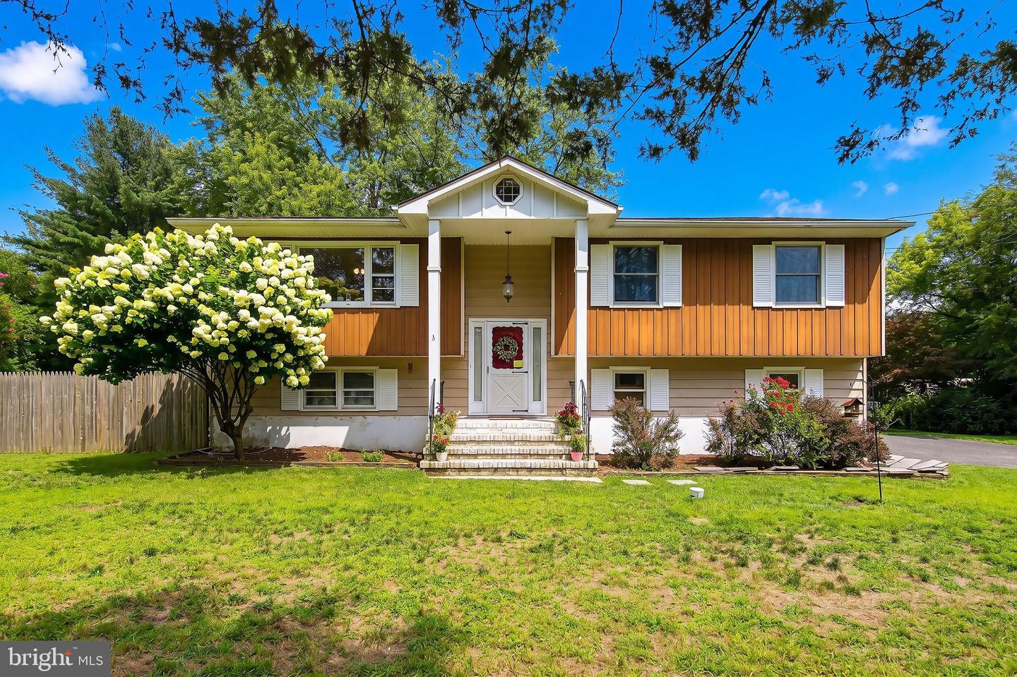 81 Ford Road Property Photo 3