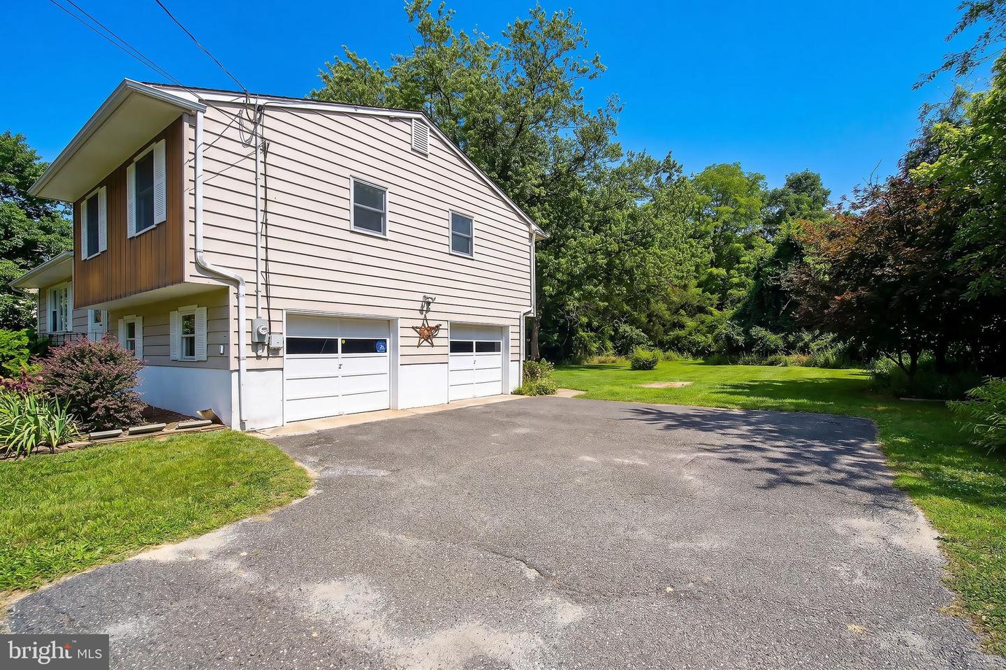 81 Ford Road Property Photo 5