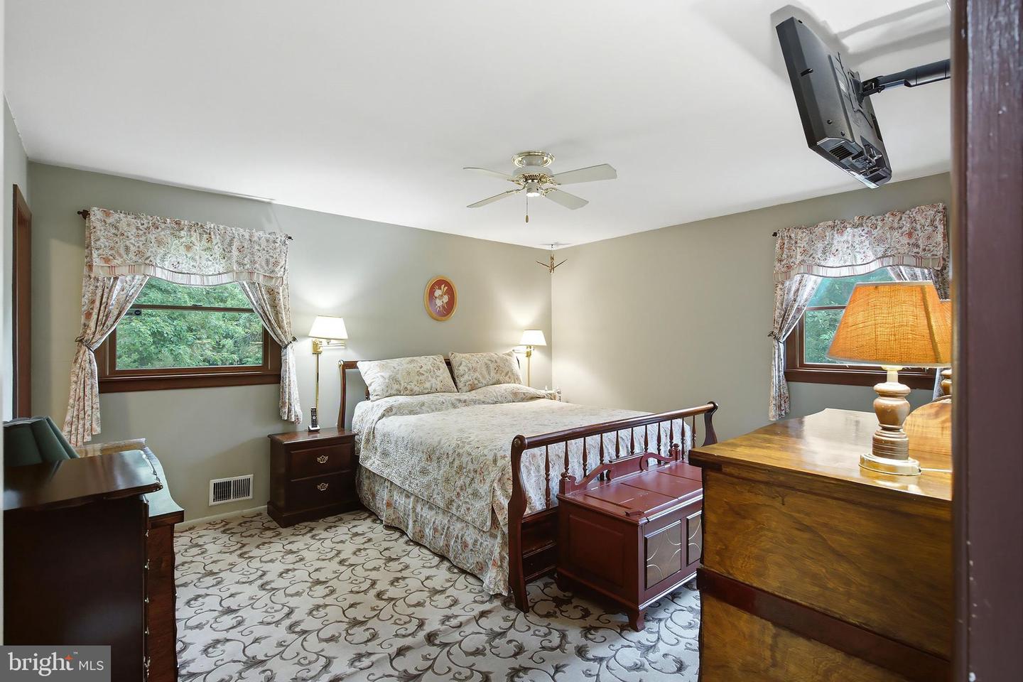 81 Ford Road Property Photo 15