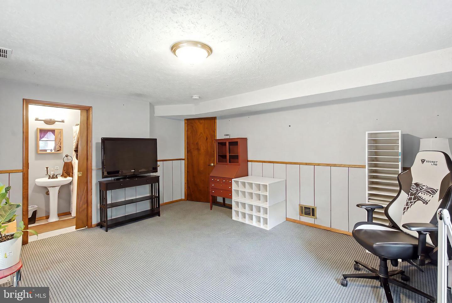 81 Ford Road Property Photo 23