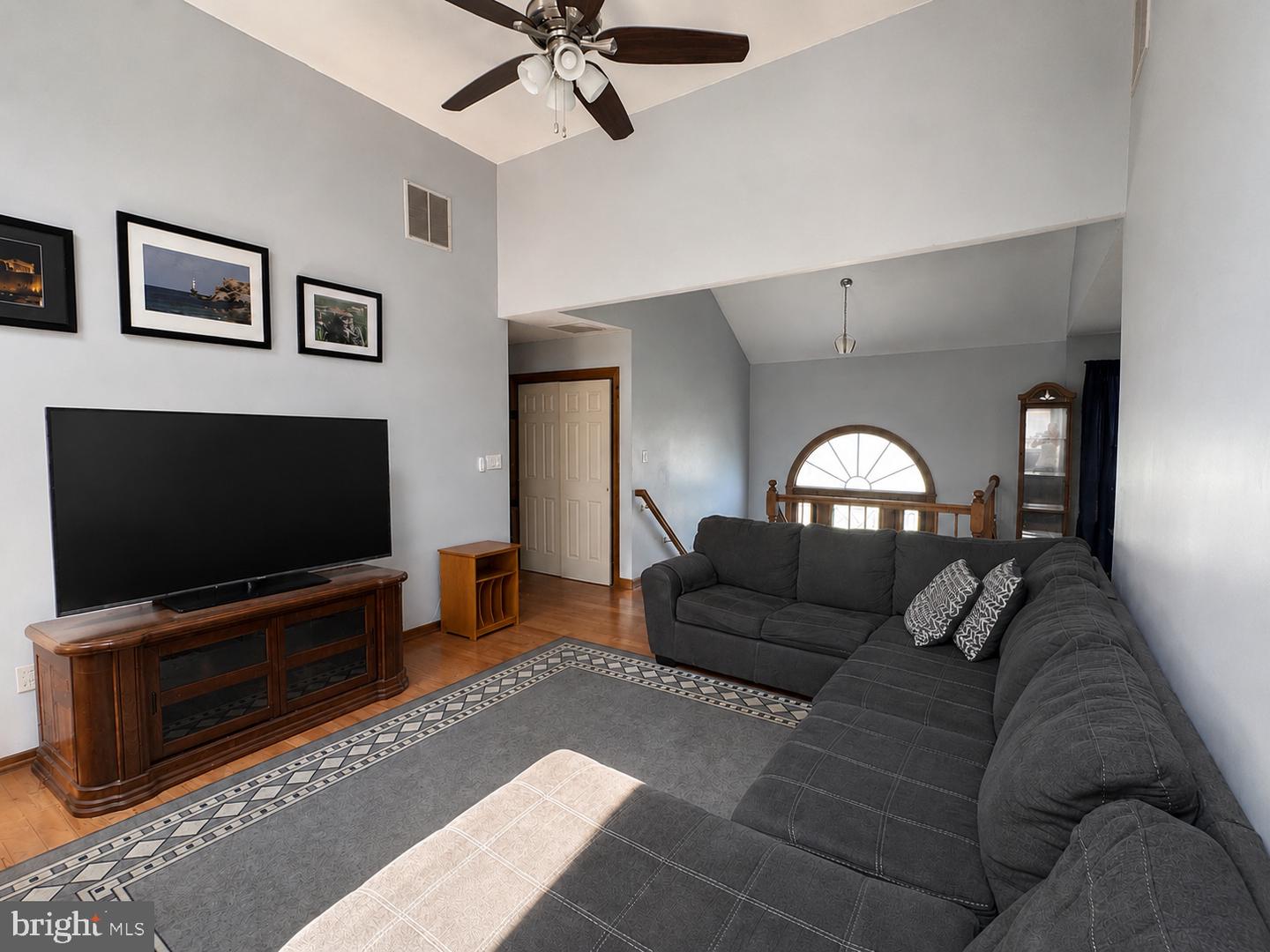 21 Sylvan Blvd Property Photo 18