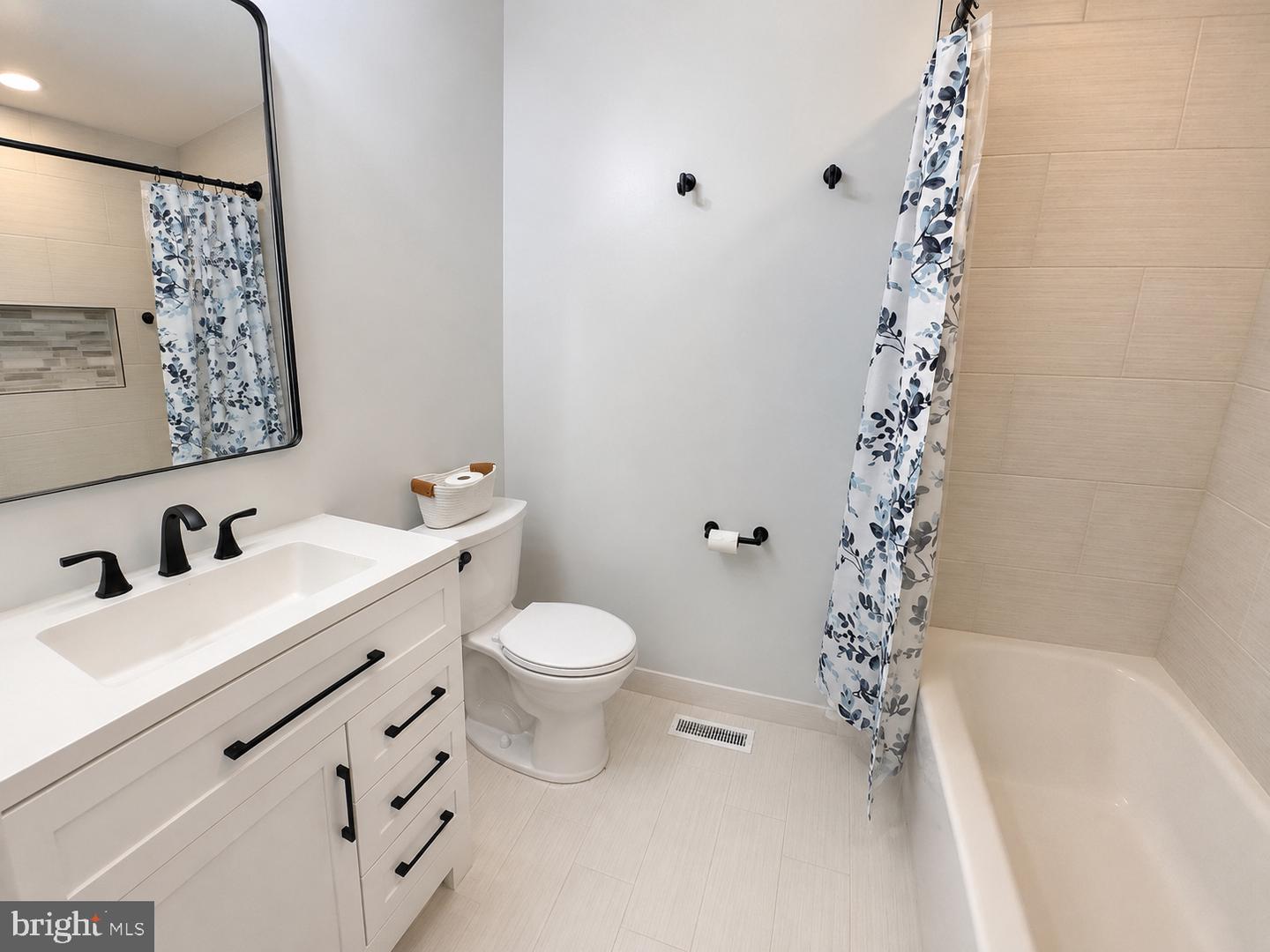 21 Sylvan Blvd Property Photo 33