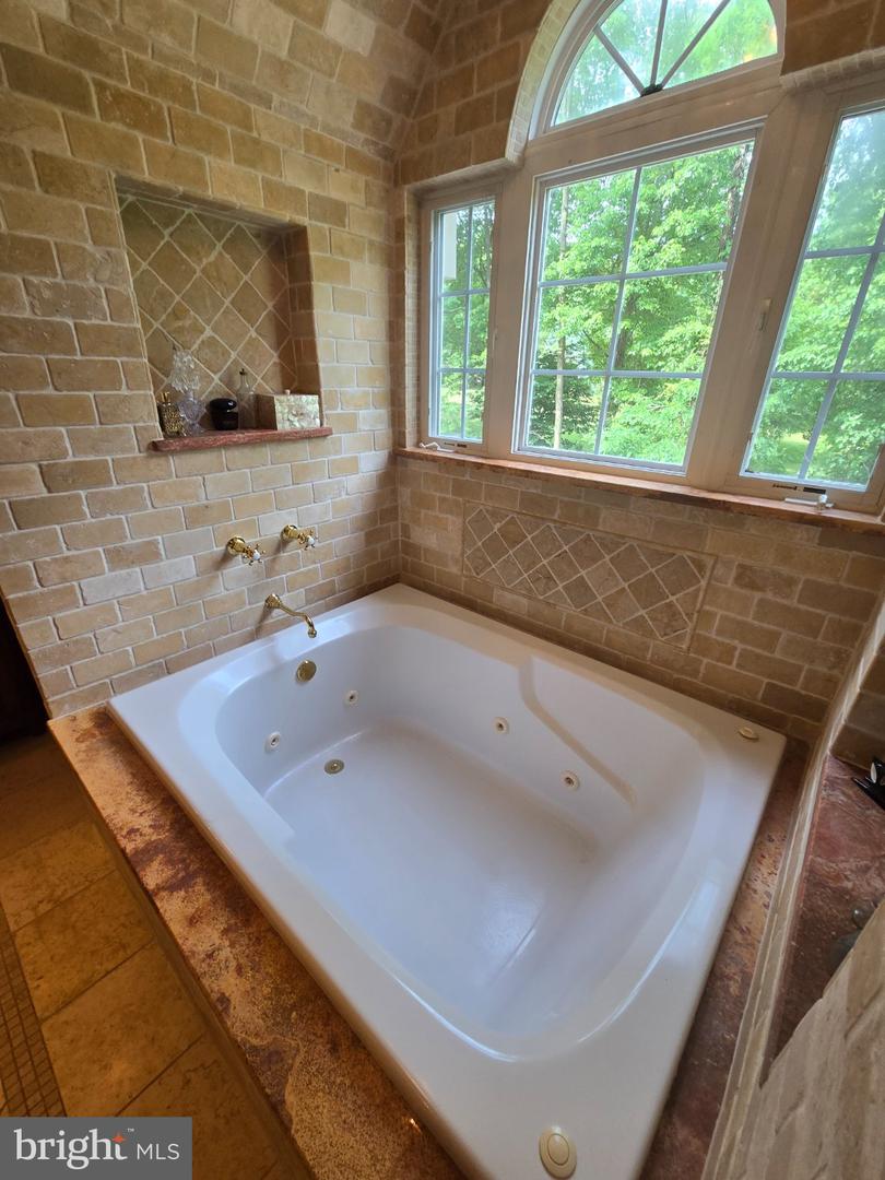 112 Beacon Hill Rd Property Photo 41